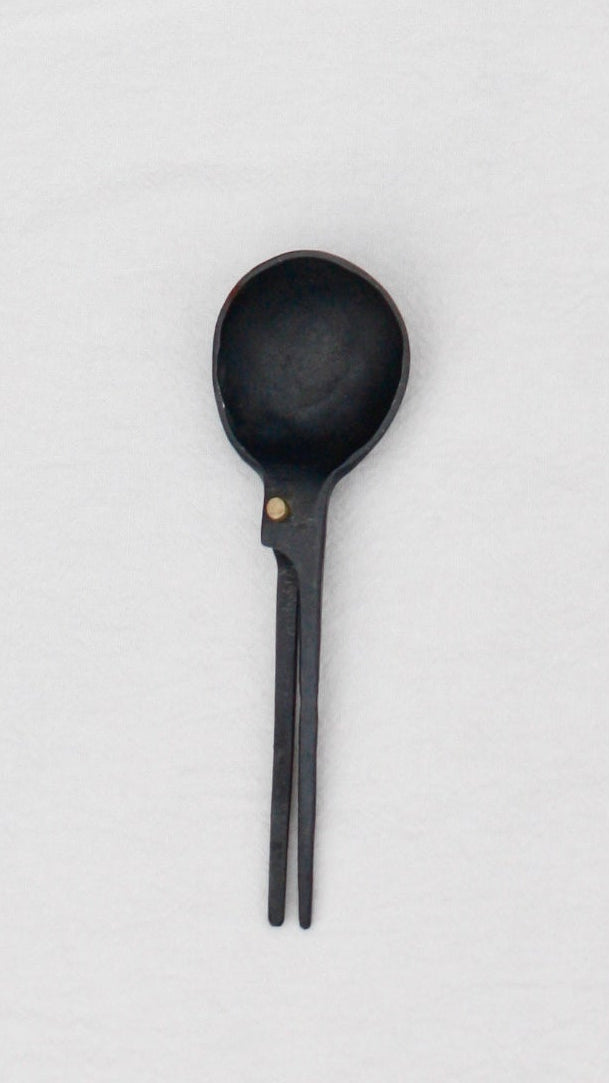 Hinged Spoon Utensils
